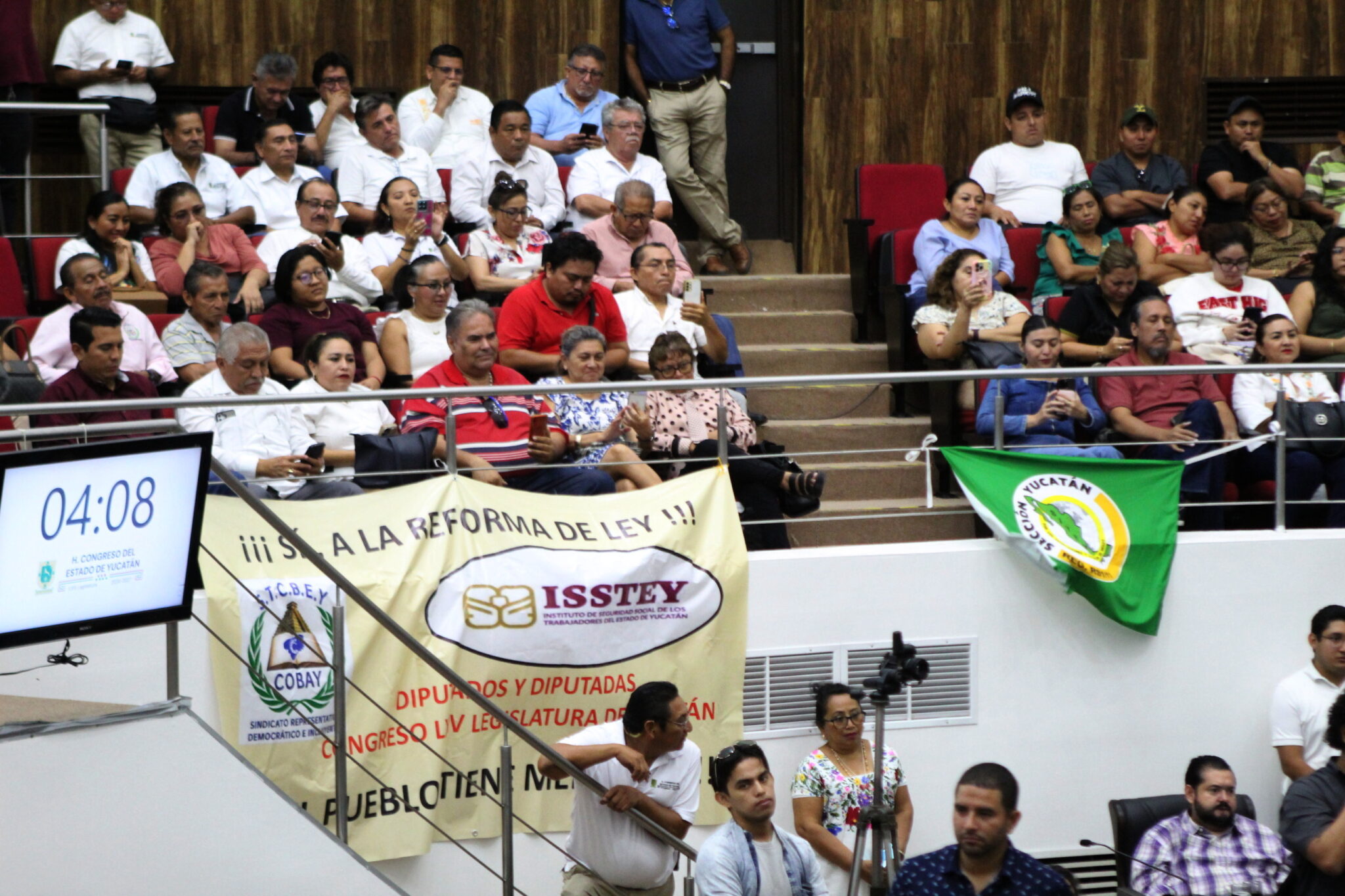 Congreso de Yucatán aprueba cambios en la Ley del ISSTEY - Dos Ocho ...