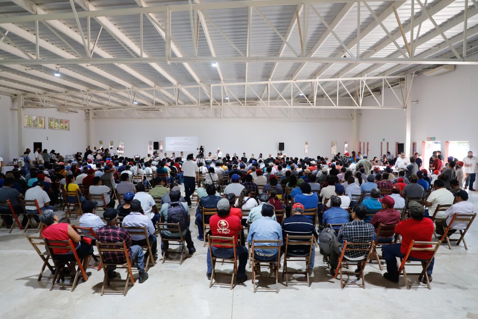 Congreso de Yucatán recibe propuesta para la próxima Ley Ganadera - Dos ...