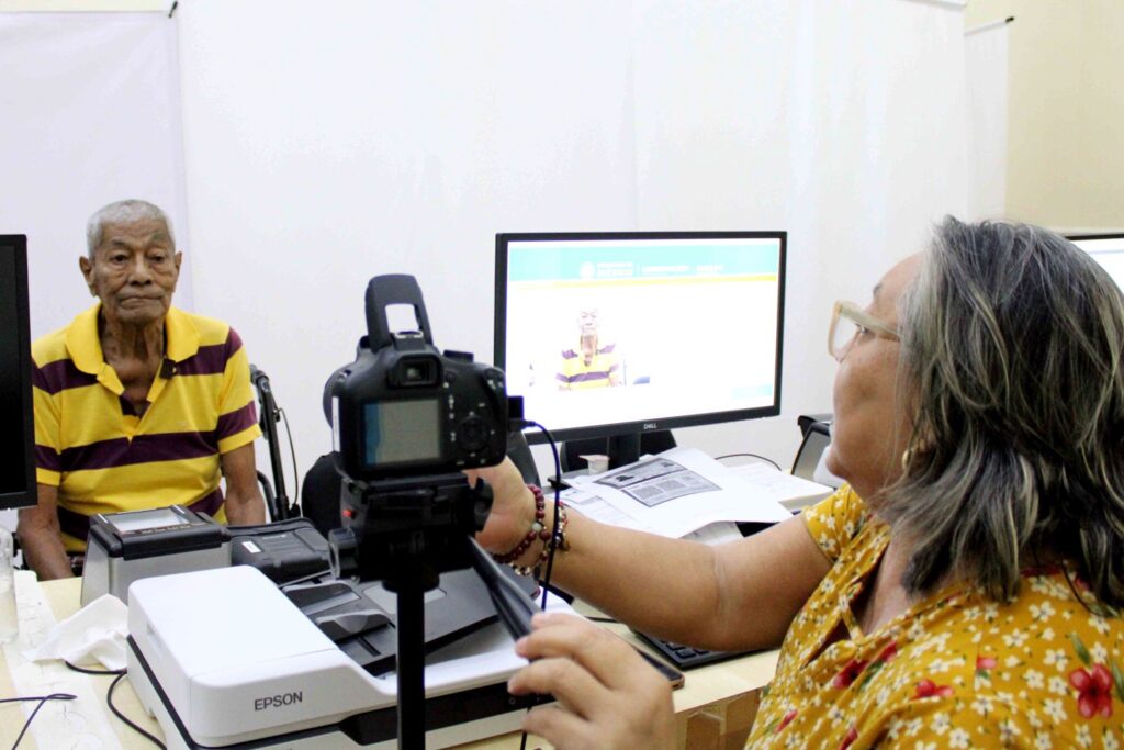 Facilitan registro y orientación para obtener la CURP Biométrica: Yucatán 