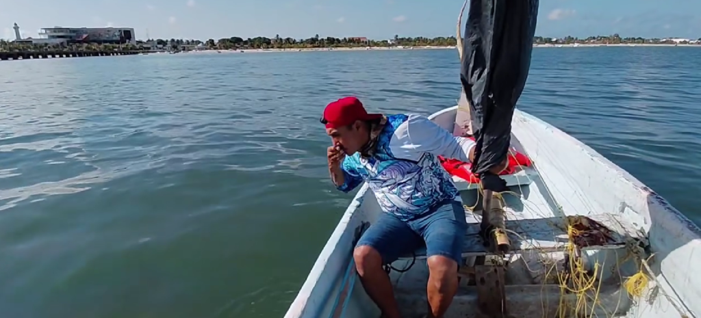 Aseguran en Progreso buque extranjero por derrame de combustible en la “Costa Esmeralda” 