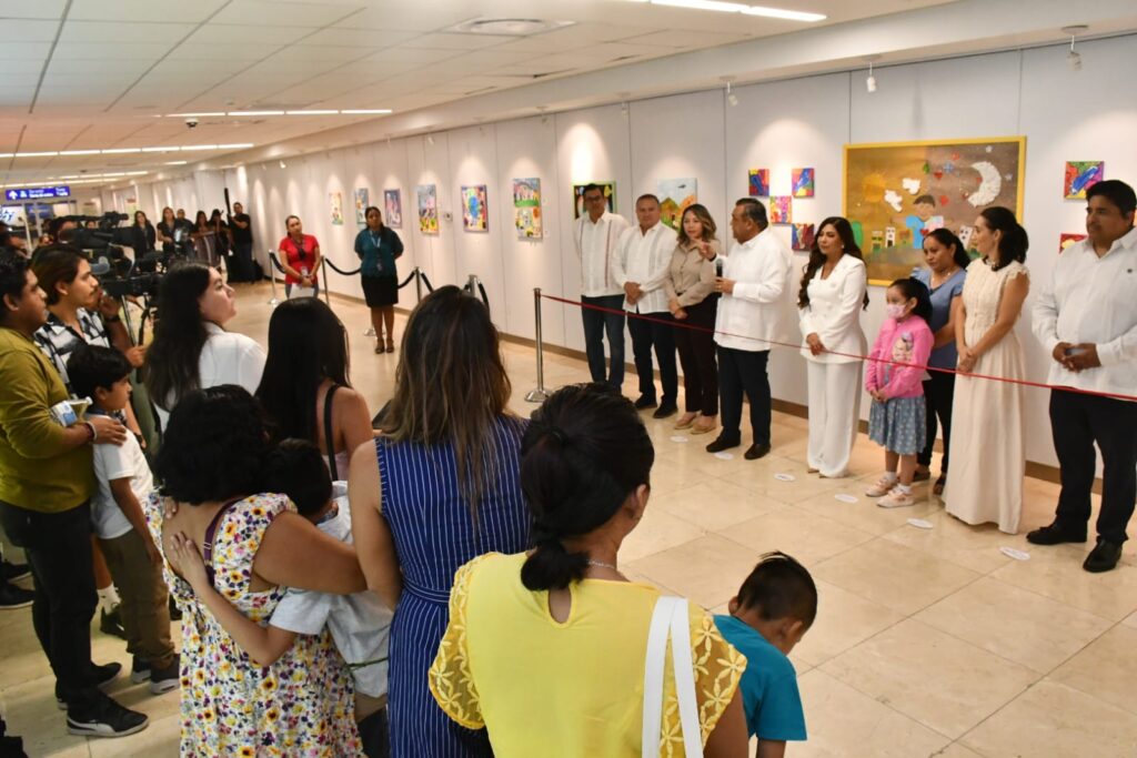 DIF Yucatán y ASUR inauguran “Un mundo que incluye”, exposición que visibiliza el autismo a través del arte