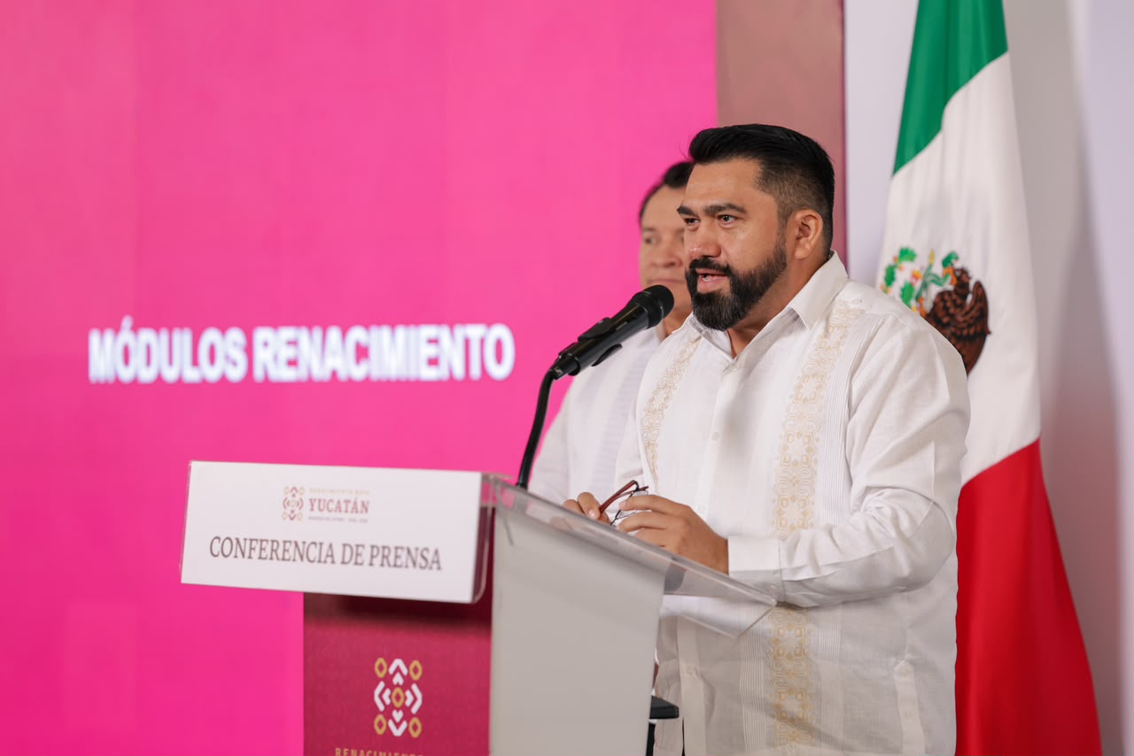 Módulos acercan trámites y servicios con instrucciones en maya y español